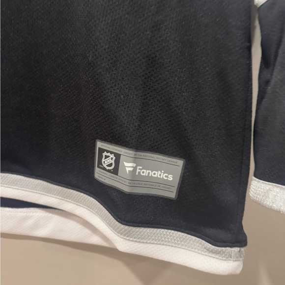 Los Angeles Kings NHL Fanatics Jersey - Picture 4 of 10